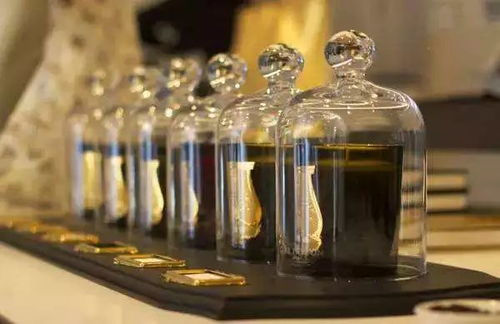 它曾是王室指定香氛品牌，數(shù)百年來(lái)如何做到傳承不息 | 酷品牌030